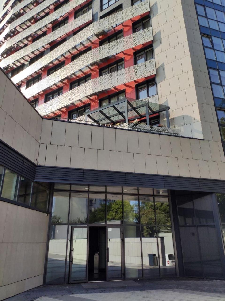 21-212 Petrovdom In Mint Apartments At Rc Kvartet Near Central Railway Station Kiev Bagian luar foto